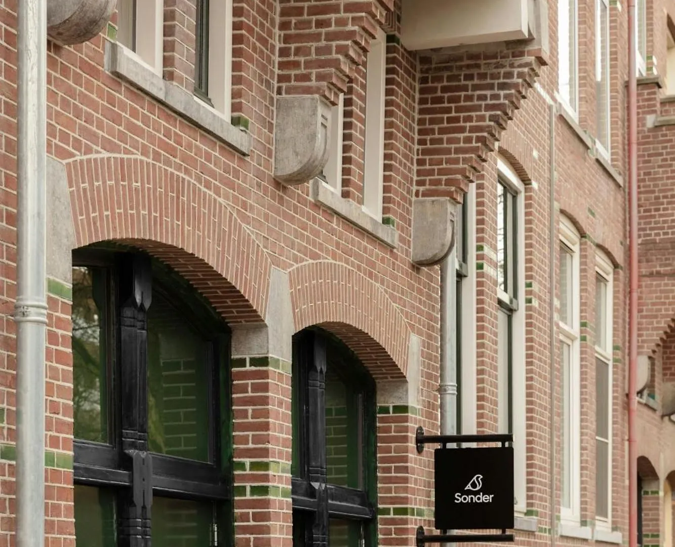 Middelland Hotel, Sonder By Marriott Bonvoy Hotel Rotterdam